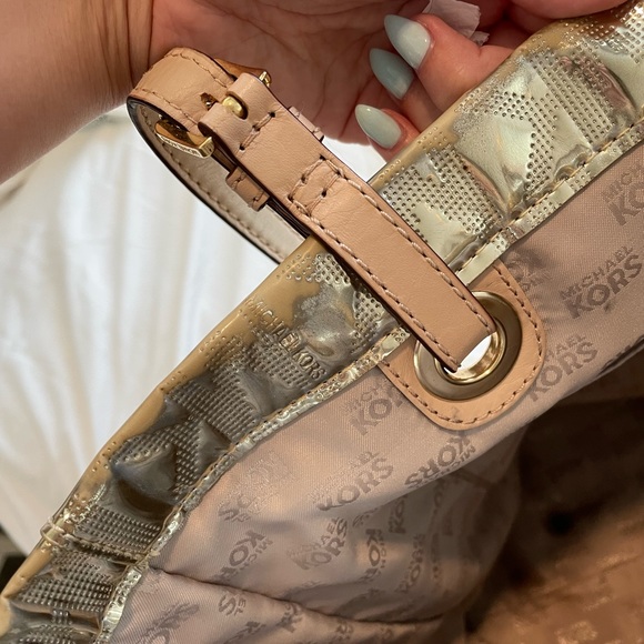 Gold Michael Kors logo tote bag - Picture 4 of 5